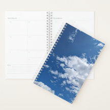 Un triangle de nuages