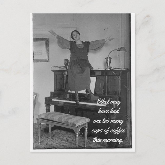 Un trop de tasses de café carte postale (Devant)