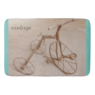 UN VIEUX TRICYCLE 1928 TAPIS DE BAIN