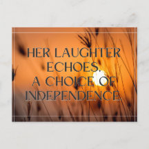 Unabhängiges Frauentag-Design: Ihr Lachen Echoe
