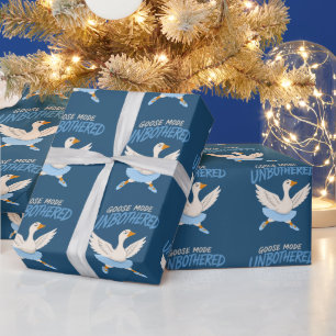 Unbeeindruckte Gans im Ballett-Modus Lustige Gans Geschenkpapier