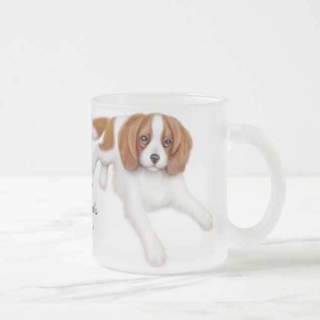 Unbekümmerte Königcharles Spaniel-mattierte Tasse (Rechts)