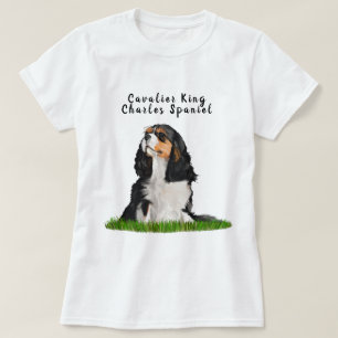Unbekümmerter Königcharles Spaniel-illustrierter T-Shirt