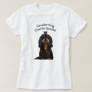 Unbekümmerter Königcharles Spaniel-illustrierter T T-Shirt