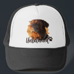 Unbothered Golden Hour Dog – Premium Minimalist  Truckerkappe<br><div class="desc">Capture the ultimate vibe of peace and serenity with our 'Unbothered' Dog . Featuring a soulful Labrador/Retriever soaking up the golden hour sun with eyes closed, this design perfectly embodies the feeling of switching off from the world. Written in a trendy, handcrafted script, the word 'Unbothered' adds a modern, aesthetic...</div>