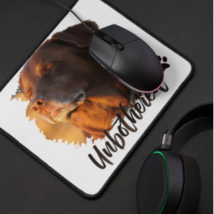Unbothered Golden Hour Hund – Premium Minimalist  Mousepad