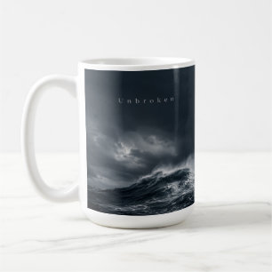 Unbroken - Dunkle stürmische Ozean-Ästhetik-Zitat Kaffeetasse