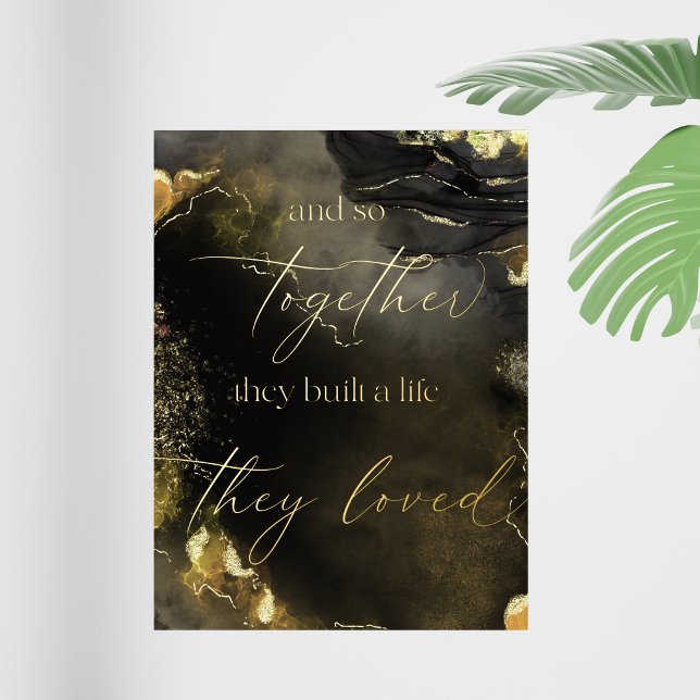 Und so bauten sie zusammen ein Leben, das sie lieb Foliendrucke (Von Creator hochgeladen)