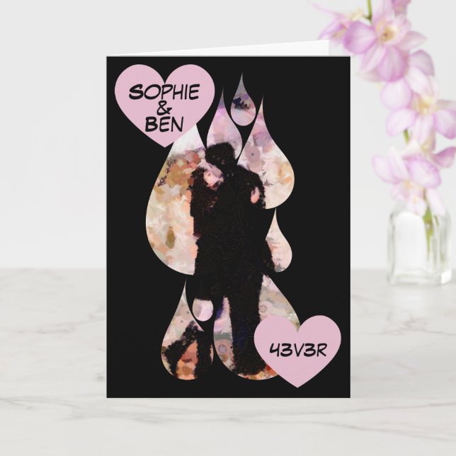 Under Umbrella: Romantic Couple Kissing in Rain Karte (Orchidee)