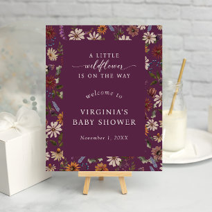 Une affiche de bébé petite fleur sauvage