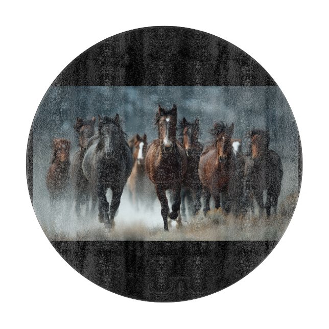 Une belle planche à découper conçue par Cheval (Devant)