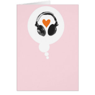 Une bulle de pensée avec un coeur et des écouteu