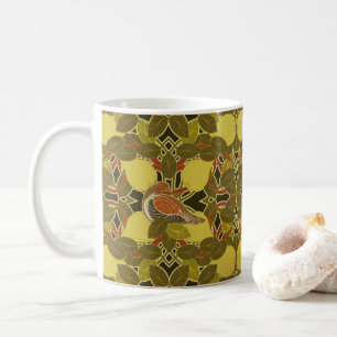 Une perdrix dans une tasse de café d'arbre à poire
