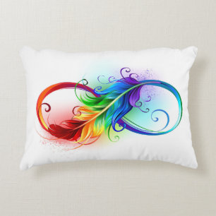Unendliches Symbol mit Regenbogenfederhalter Dekokissen