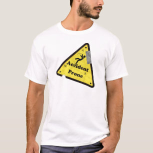 Unfall-vornübergeneigter lustiger T - Shirt