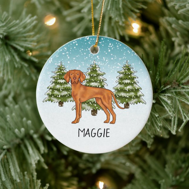 Ungarisch Vizsla Dog Snowy Winterwald und Name Keramik Ornament (Baum)