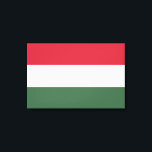 Ungarische Flagge Leinwanddruck<br><div class="desc">Dieses Design zeigt die Nationalflagge Ungarns (auf Ungarisch Magyarország genannt), das ein Land in Mitteleuropa ist. Ungarn grenzt im Norden an die Slowakei, im Nordosten an die Ukraine, im Osten an Rumänien und im Südosten an Serbien, im Süden an Kroatien und Slowenien, im Südwesten an Österreich und im Westen an...</div>