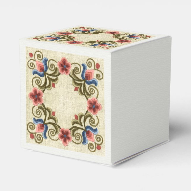 Ungarische Stickerei - Gefälligkeitsbox Geschenkschachtel (Rückseite)