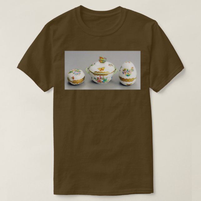 Ungarische traditionelle Herendi-Töpferbonbons 4 T-Shirt (Design vorne)
