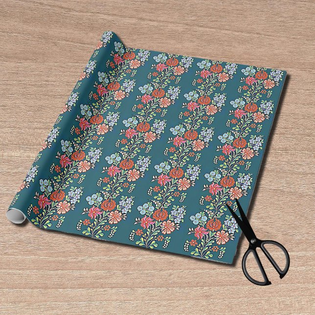 Ungarisches Blumenmuster Geschenkpapier (Von Creator hochgeladen)