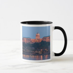 UNGARN, Budapest: Szechenyi-Brücke (Kettenbrücke), Tasse