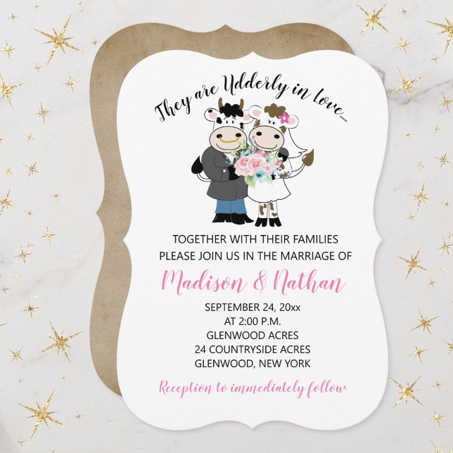 Ungeordnet in der Liebe Kuhkuhbräune und Groomehe Einladung (Udderly In Love Cow Bull Cute Couples Wedding Invitation)