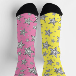 ungerade Socken mit Sternen