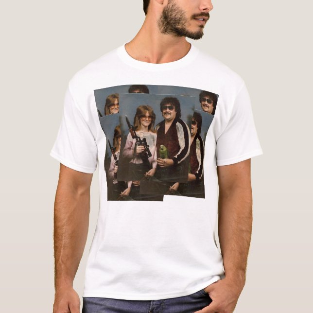 Ungeschickte Familien-Fotos - Paare mit Papageien! T-Shirt (Vorderseite)