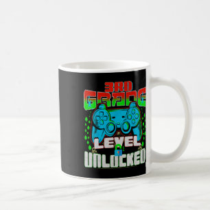 Ungesperrtes Videospiel der dritten Stufe bis zur  Kaffeetasse