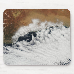 Ungewöhnliche Wolkenbildungen Mousepad