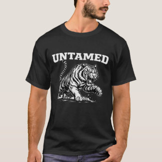 Ungezähmte, wilde Tigerangriffe - Wildtiere. T-Shirt