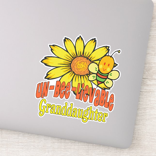 Unglaubliche Enkeltochter Sonnenblumen und Bienen Aufkleber (Detail)