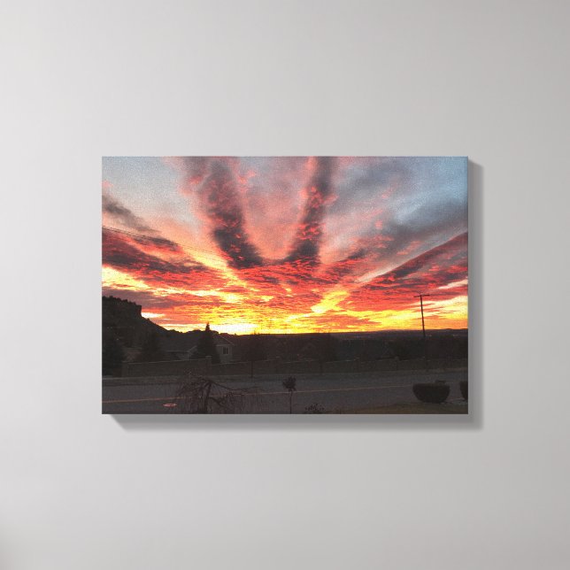 Unglaublicher Montana Sonnenaufgang. Leinwanddruck (Vorderseite)