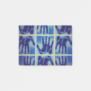 unheimliche blaue Hand Post-it Klebezettel