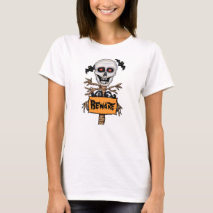 Unheimliches Totenkopfbaum Warnschild Fledermäuse T-Shirt