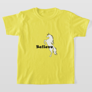 Unicorn Believe Design - T-shirt de base pour fill