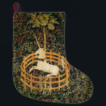 UNICORN-GOTISCHE FANTASIE-BLUMEN, BLUMENmotive Großer Weihnachtsstrumpf<br><div class="desc">1495-1505 SüdNetherland. Gefangengenommenes Einhorn. Grüne BlumenWirbels-Blumen mit einem weißen sitzenden Unicorn,  digitale Ausarbeitung von der antiken Tapisserie.</div>