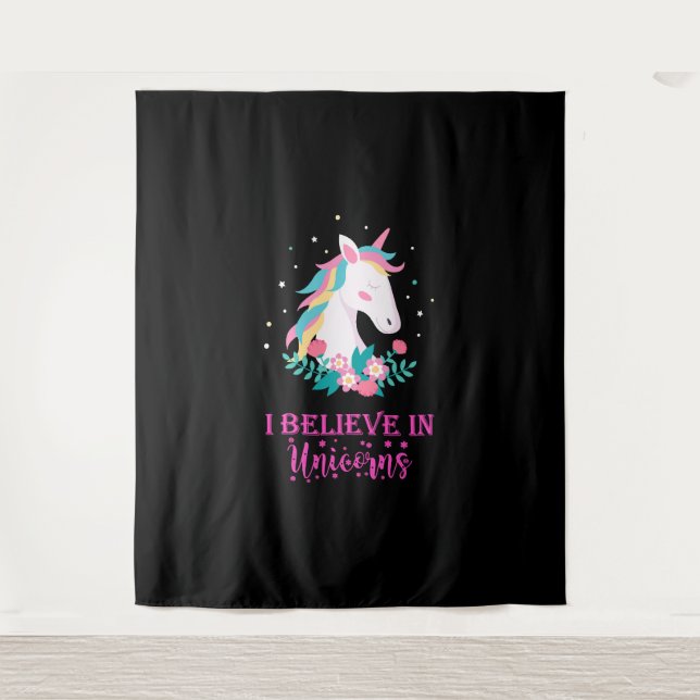 UNICORN MAGIC WANDTEPPICH (Vorderseite)