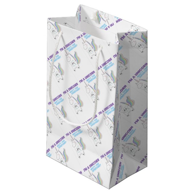 Unicorn Superpower Kleine Geschenktüte (Vorderseite Schrägansicht)