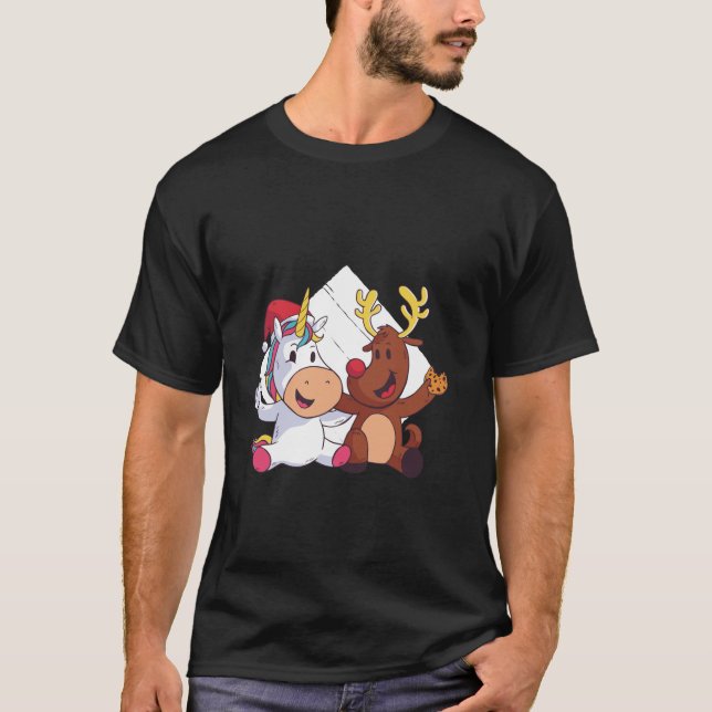 Unicorn with Christmas Hat and Reindeer with Biscu T-Shirt (Vorderseite)
