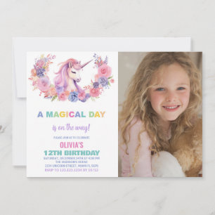 Unicorne rose floral photo Invitations d'anniversa