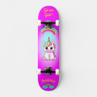 Unicorne sur skateboard avec légendes personnalisé