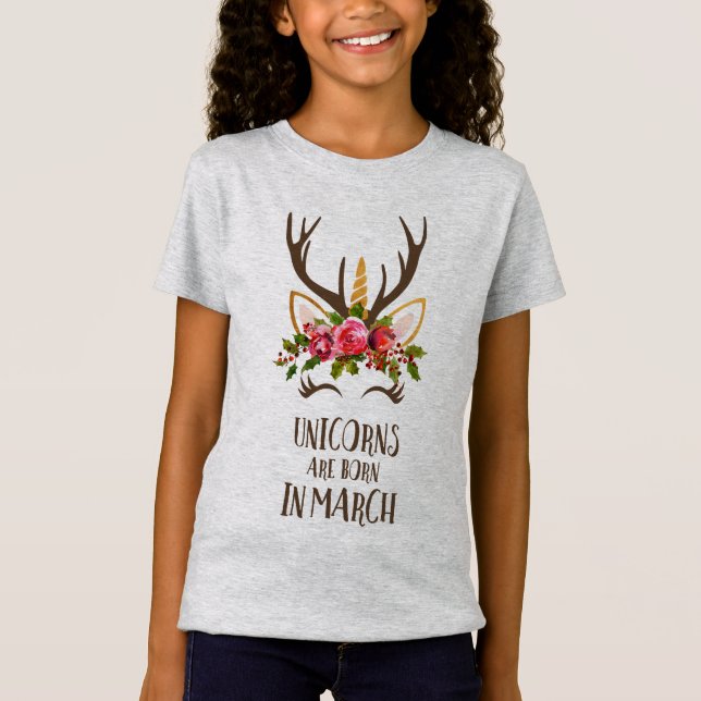 Unicorns sind im März geboren. T-Shirt (Vorderseite)