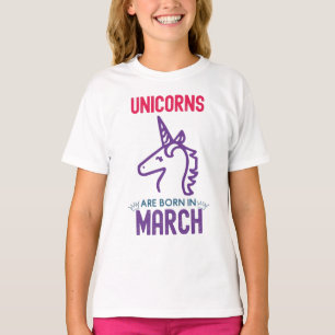 Uniköre sind im März geboren T-Shirt
