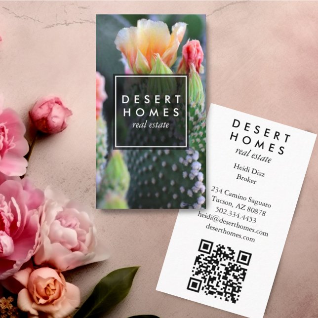Unique Real Anwesen Cactus Blume Desert Foto QR Visitenkarte (Custom photography business cards with QR code. Desert cactus flowers)