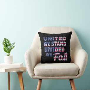 United We Stand Typografy Throw Kissen