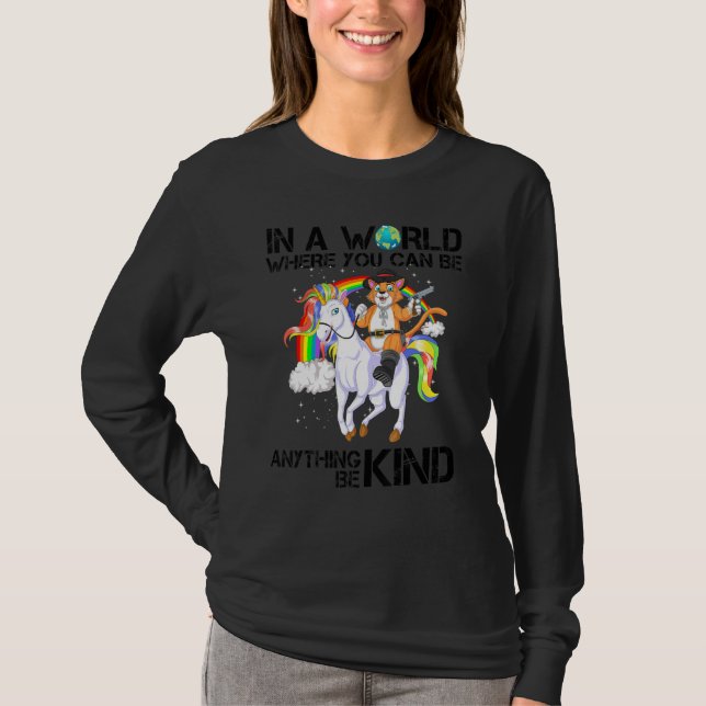 Unity Day In A World Where You Can Be Anything Be  T-Shirt (Vorderseite)