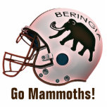 Universität Beringia Fußball Fotoskulptur Magnet<br><div class="desc">Eine Repräsentation der mythischen Universität von Beringia, die 2000 v. u. Z. ein ikonisches, primitives Maskottchen aus Wooly Mammoth auf einem Fußballhelm schuf, zusammen mit dem Text "BERINGIA". Es erscheint auch das benutzerdefinierte Textlesen "Go Mammoths!". Sie können sowohl die Schriftart- als auch die Textfarbe ändern. Beringia ist der Name, der...</div>