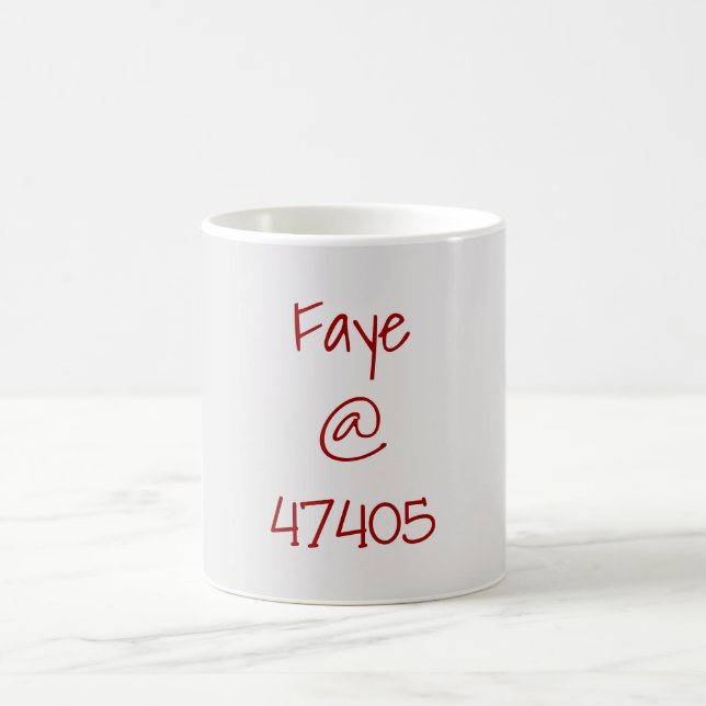 University Crimson Cream Zip Code Custom Kaffeetasse (Mittel)