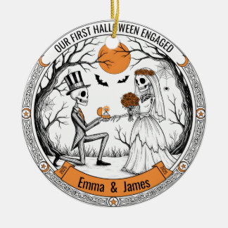 Unser 1. Halloween-Verlobt-Skelettvorschlag Keramik Ornament